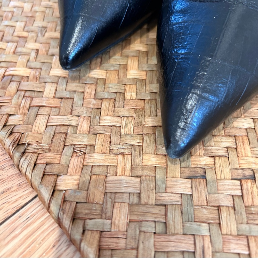 Saint Laurent Kiki Ankle Boots - Picture 8 of 9